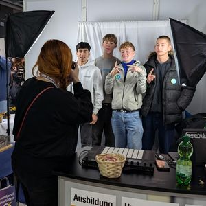 [Translate to english:] Messestand Fotografin